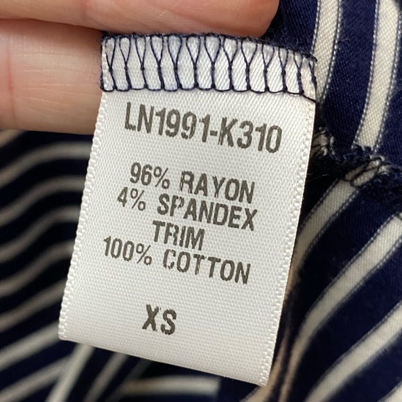 💙🤍Loveapella • blue stripe top • XS • EUC - Picture 9 of 9